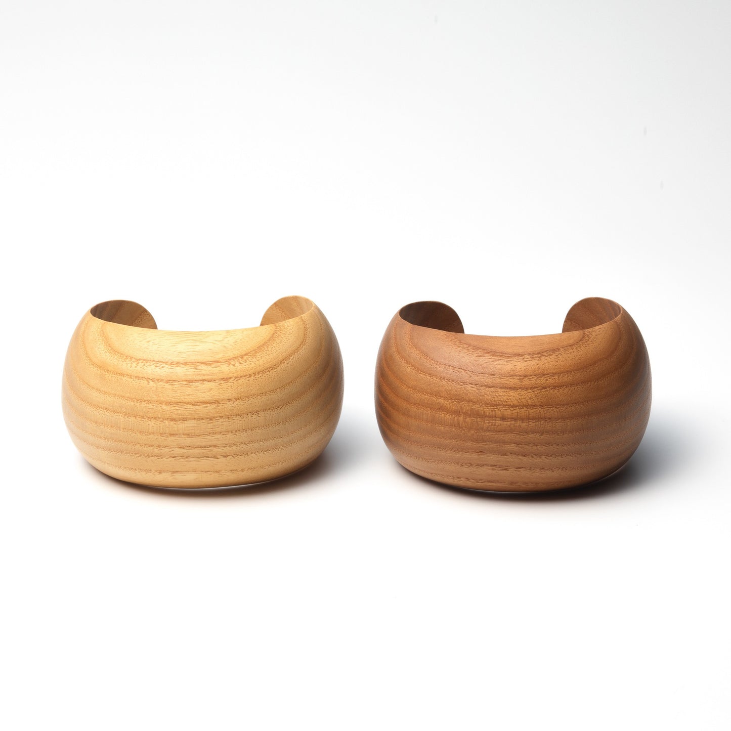 Ball cuff