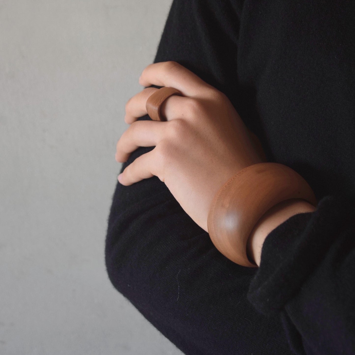 Ball cuff